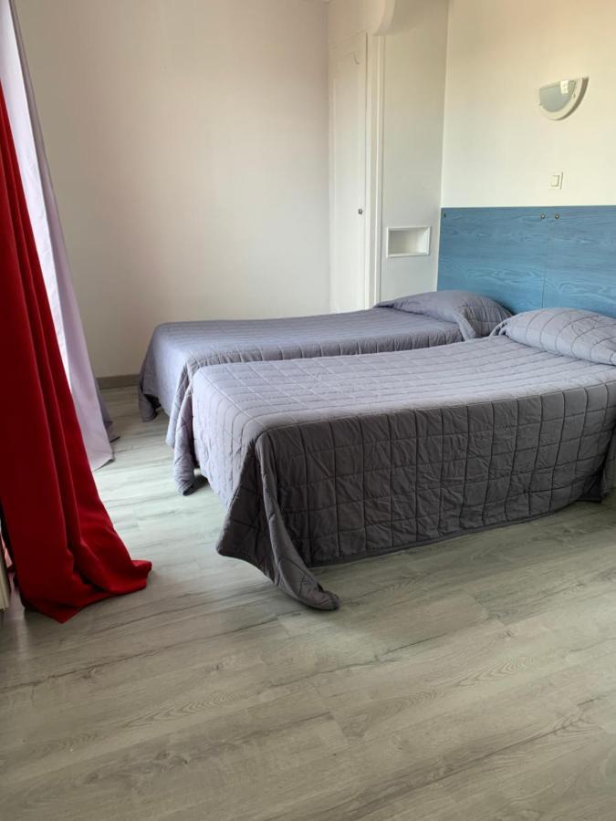 Hotel Le Canetois Eksteriør bilde