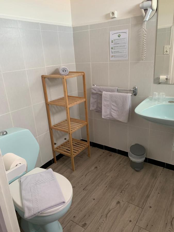 Hotel Le Canetois Eksteriør bilde